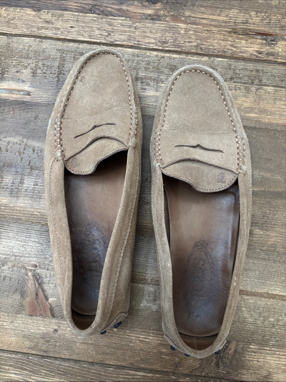 Tod’s suede loafer